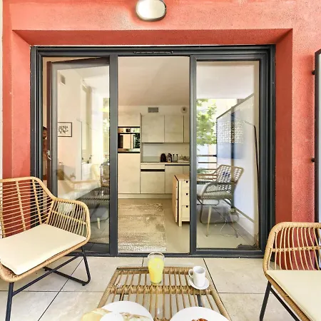 Studio Neuf De Standing Plein Centre/proche Plage